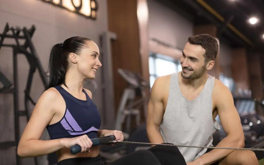  How Personal Trainers Help You Push Past Fitness Stagnation 
